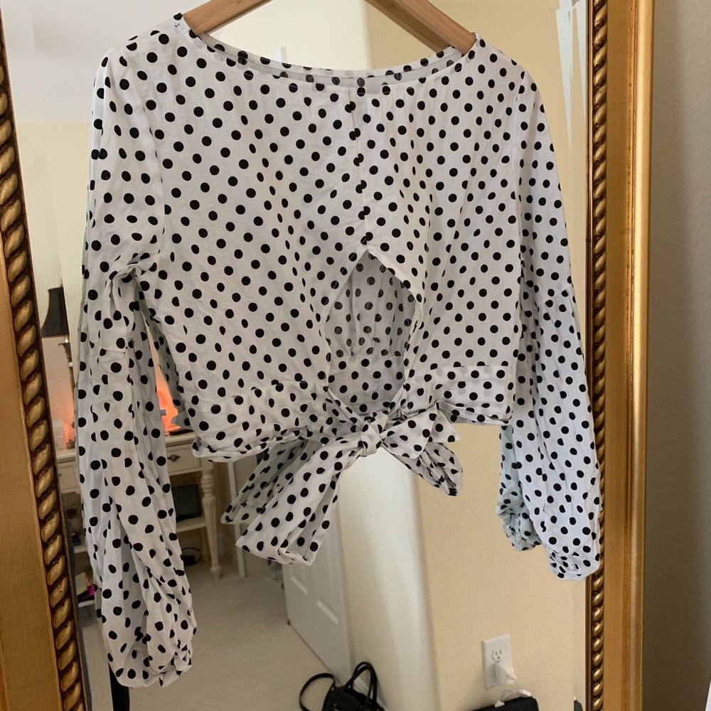 Cropped Blouse - Picture 2 of 2